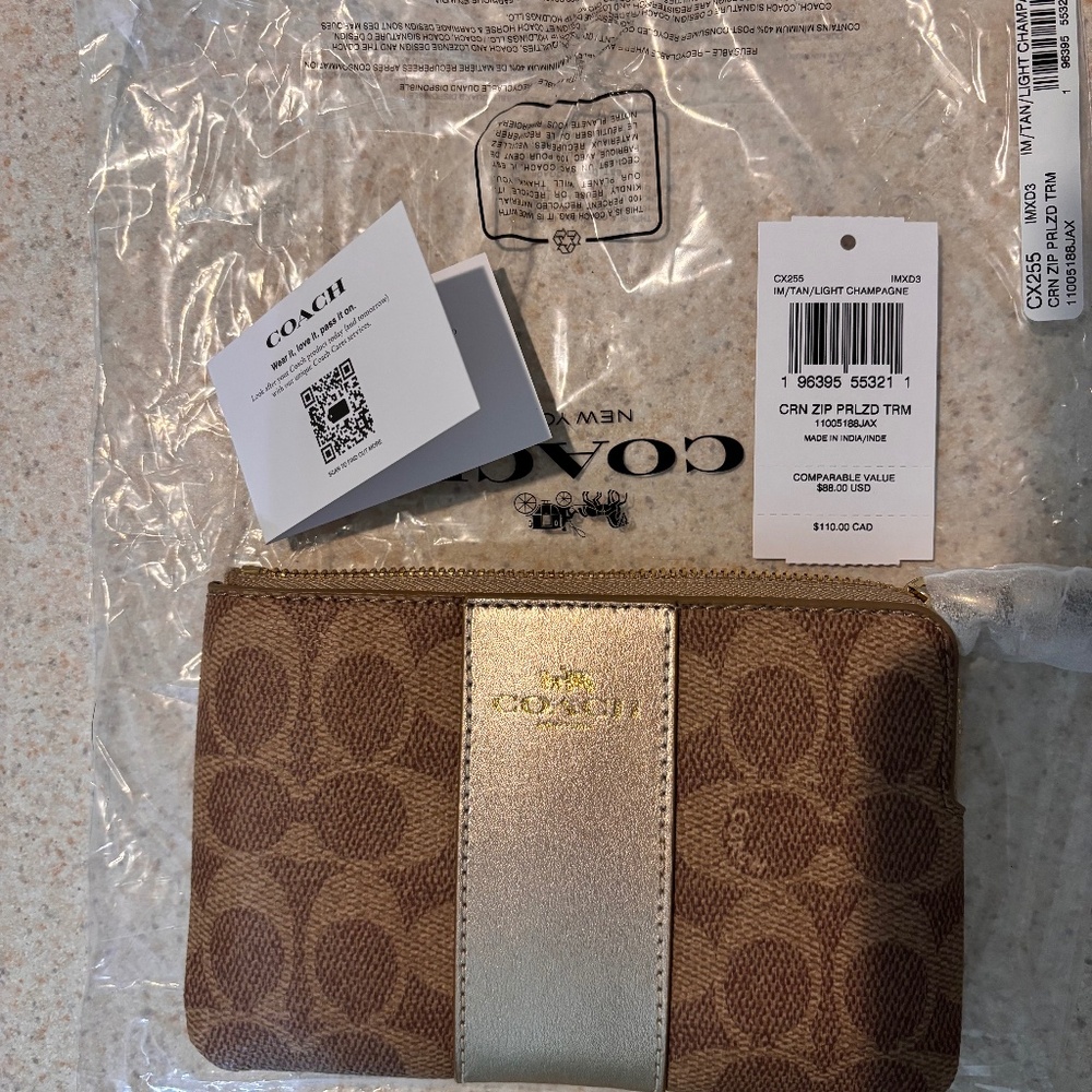 Coach wristlet